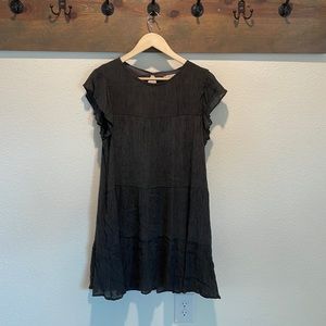 🚫 SOLD 🖤 Altar’d State Gray Mini Short-Sleeve Dress, Boho, Romantic